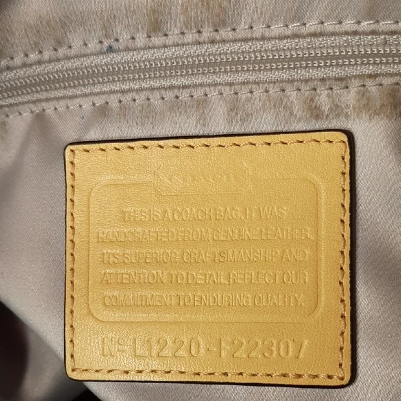 Coach Kristin Yellow Leather Hobo Shoulder Bag - Picture 14 of 16